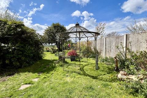 6 Kingstone Cross, Ilminster, TA19 0NU