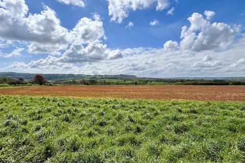 6 Kingstone Cross, Ilminster, TA19 0NU
