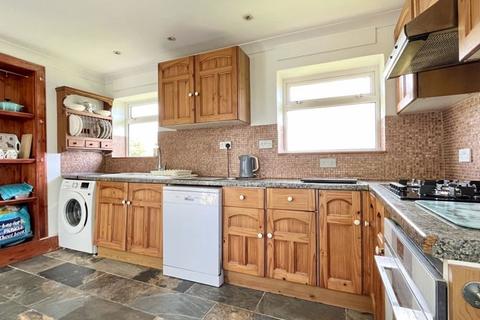 6 Kingstone Cross, Ilminster, TA19 0NU