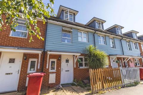 3 bedroom terraced house for sale, Bantry Road, Slough