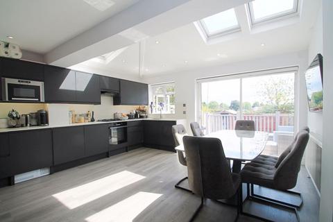 168 Conway Crescent, Perivale, Greenford, UB6 8JF