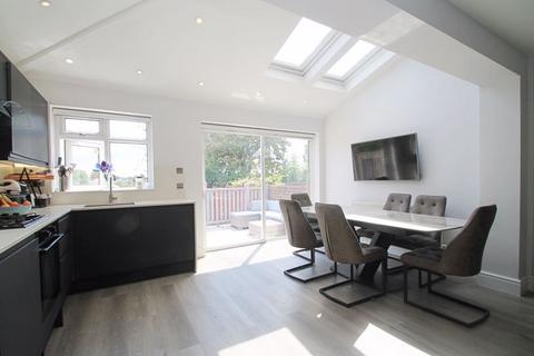 168 Conway Crescent, Perivale, Greenford, UB6 8JF