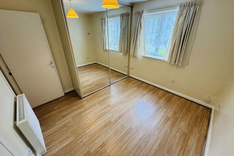undefined, Frensham Close, Southall
