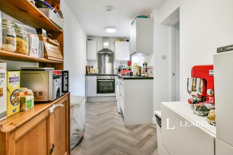 3 bedroom terraced house to rent, Wincombe Street, Manchester, M14
