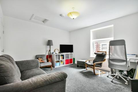 3 bedroom terraced house to rent, Wincombe Street, Manchester, M14