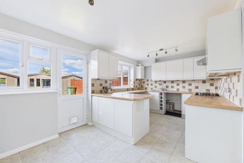undefined, Caernarvon Close, Up Hatherley