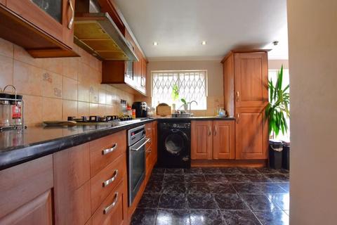 undefined, Carlyon Avenue, Harrow