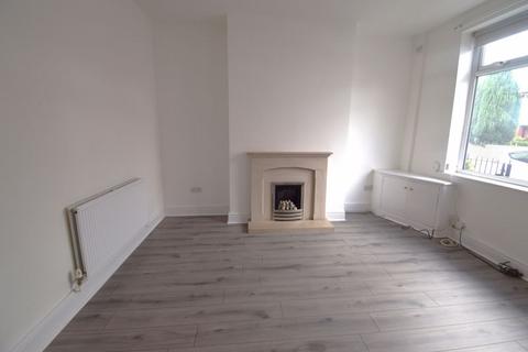 3 bedroom terraced house to rent, Poplar Street, Leigh