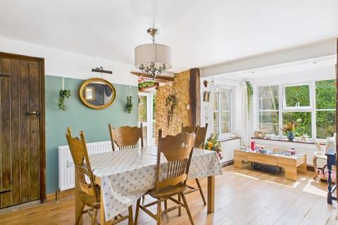 3 bedroom detached house for sale, Sunshine Cottage, Stembridge