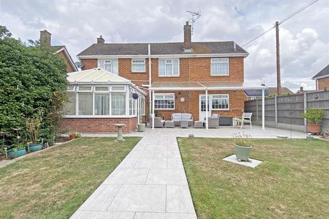 5 bedroom detached house for sale, Paignton Avenue, Old Springfield, Chelmsford