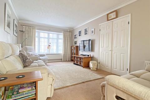 5 bedroom detached house for sale, Paignton Avenue, Old Springfield, Chelmsford