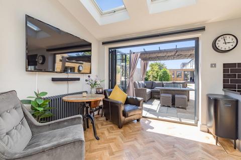 7 Erringham Road, Shoreham-by-sea, BN43 5NQ