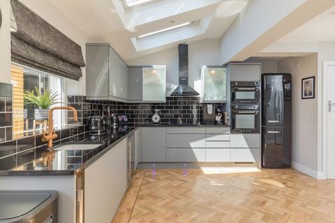 7 Erringham Road, Shoreham-by-sea, BN43 5NQ