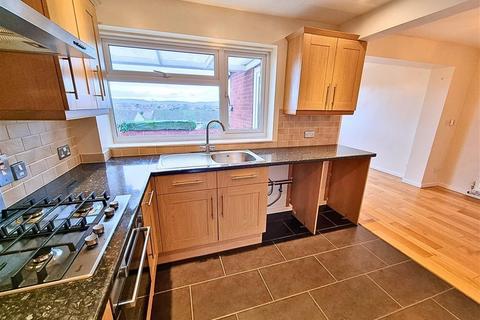 3 bedroom semi-detached house for sale, Danesfield Drive, Leominster, HR6 8HP
