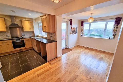 3 bedroom semi-detached house for sale, Danesfield Drive, Leominster, HR6 8HP