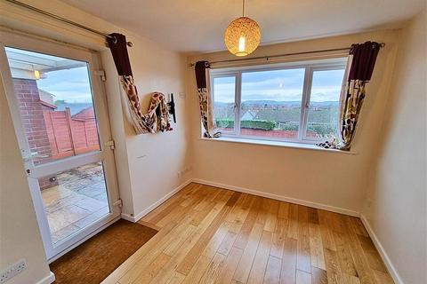 3 bedroom semi-detached house for sale, Danesfield Drive, Leominster, HR6 8HP