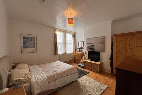 undefined, Morecambe LA4