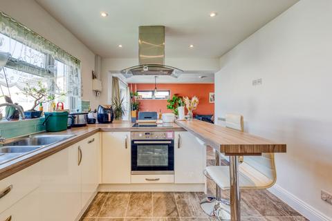 3 bedroom detached bungalow for sale, Oscar's, 21 Victoria Court