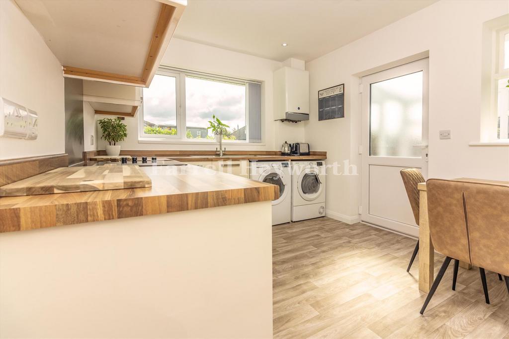 Kitchen d