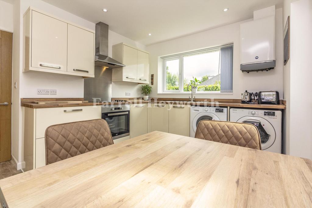 Kitchen v