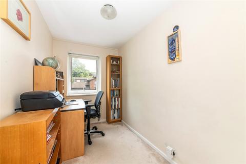 3 Lyndhurst Close, Croydon, CR0 5LU