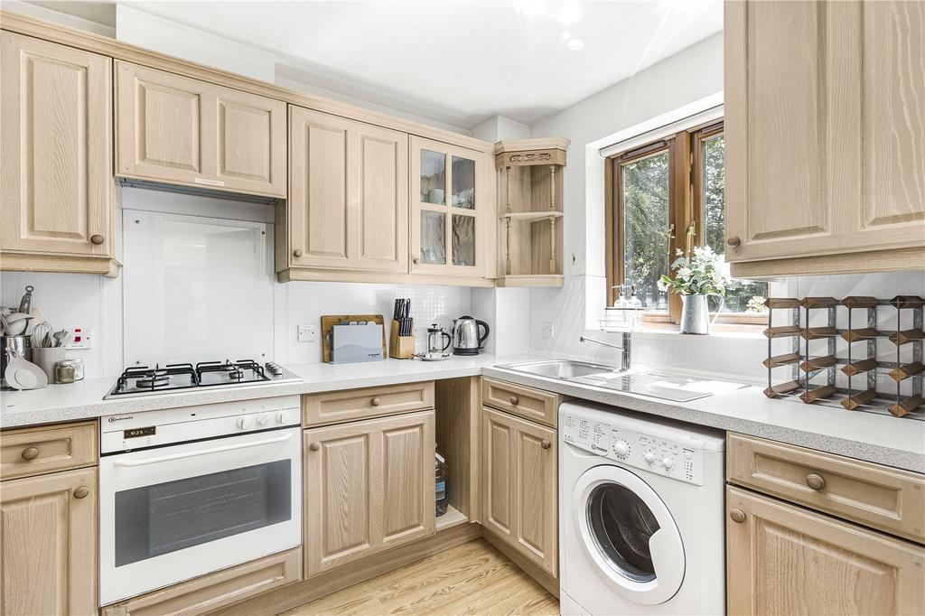 DORCHESTER CLOSE, HEADINGTON, OX3 - View 6