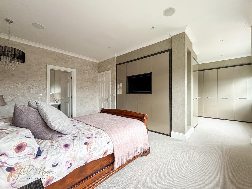 Master Bed