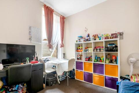 undefined, Prince George Road, London, N16