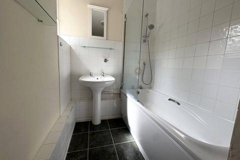 2 bedroom apartment for sale, Church Road, Camberley GU16