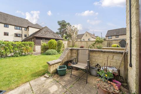 2 bedroom apartment for sale, Priory Mews, Trafalgar Road, Cirencester, Gloucestershire, GL7