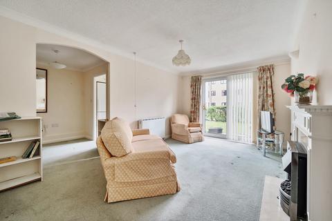 2 bedroom apartment for sale, Priory Mews, Trafalgar Road, Cirencester, Gloucestershire, GL7
