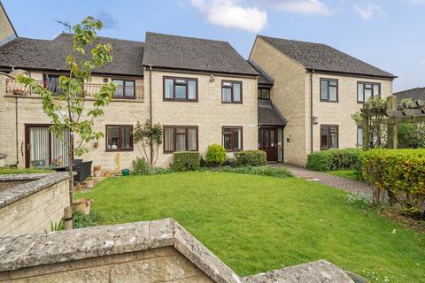 2 bedroom apartment for sale, Priory Mews, Trafalgar Road, Cirencester, Gloucestershire, GL7