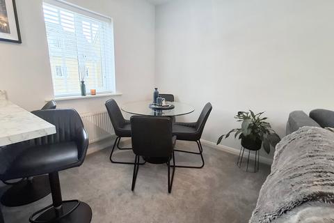 2 bedroom apartment for sale, Spring Mill Drive, Mossley OL5