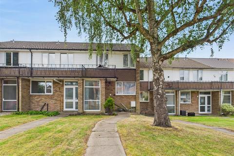 47 Milton Road, Ickenham, Uxbridge, UB10 8NJ