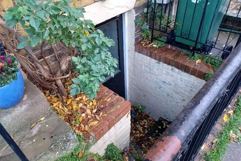 4 bedroom terraced house for sale, Marsham Street, Maidstone, ME14
