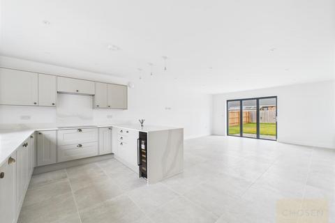 3 bedroom detached bungalow for sale, Meadow Place, Down Hatherley, Gloucester