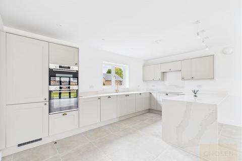 3 bedroom detached bungalow for sale, Meadow Place, Down Hatherley, Gloucester