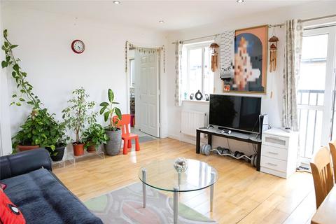 2 bedroom flat for sale, Orchid Gardens, Hounslow TW3