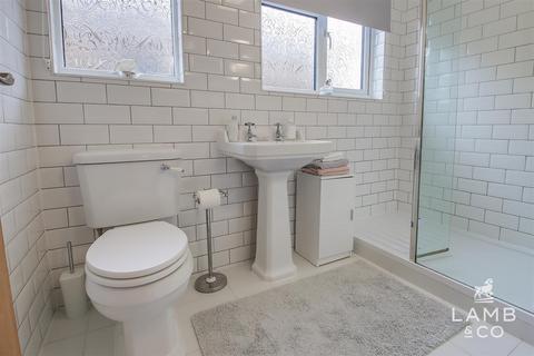 5 Beacon Way, St Osyth, Clacton-on-sea, CO16 8JN