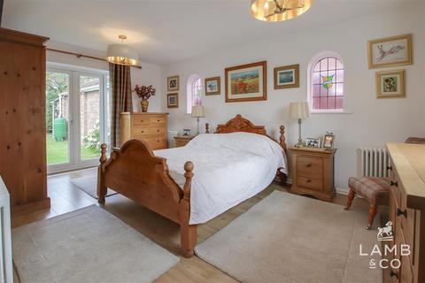 5 Beacon Way, St Osyth, Clacton-on-sea, CO16 8JN