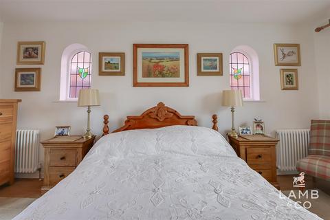 5 Beacon Way, St Osyth, Clacton-on-sea, CO16 8JN