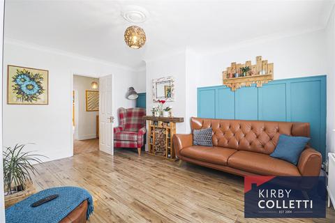 undefined, River Avenue, Hoddesdon