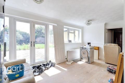 undefined, Simpson Road, Rainham