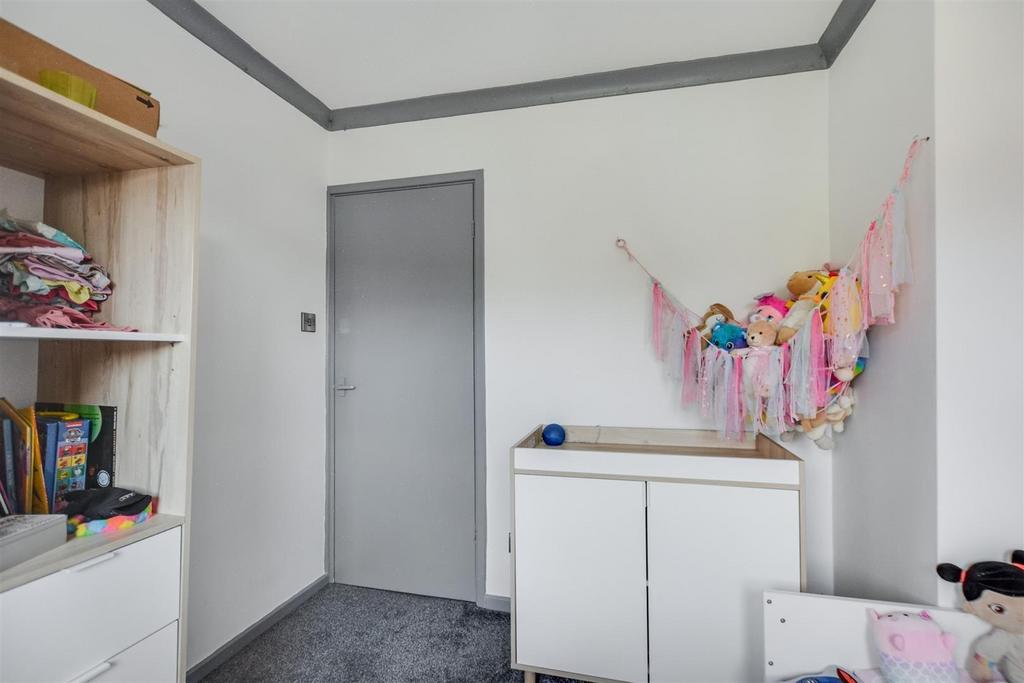 Bedroom 4 2.jpeg