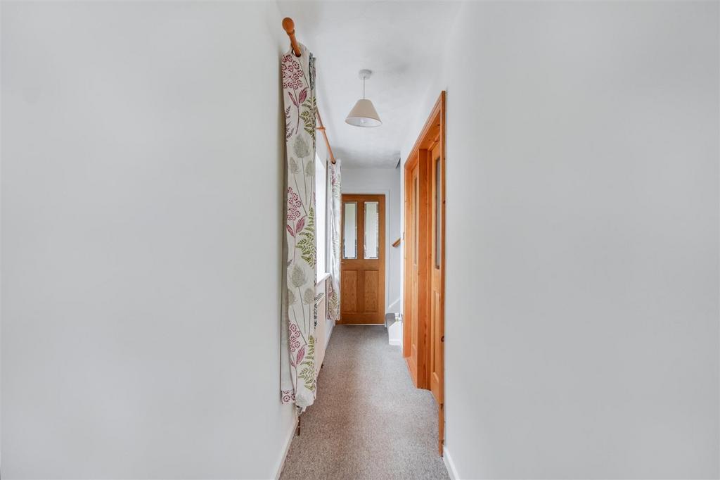 Hallway.jpeg