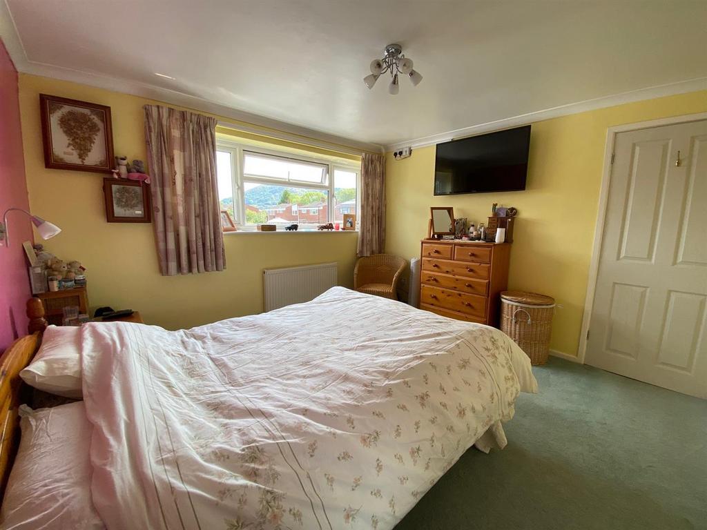 Bedroom One.jpg