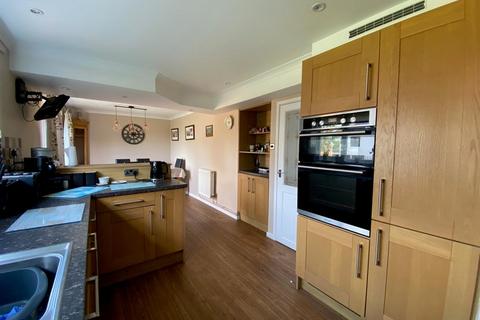 4 bedroom detached house for sale, Birchwood Road, Malvern