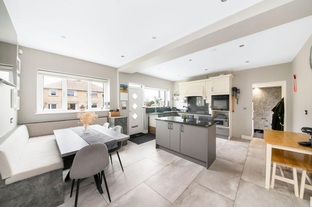 Open plan dining kitchen