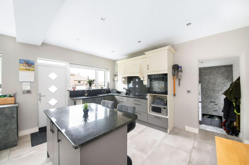Open plan dining kitchen