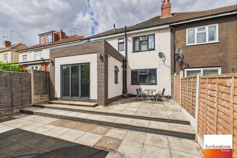 4 bedroom semi-detached house for sale, Forest Road, Oldbury
